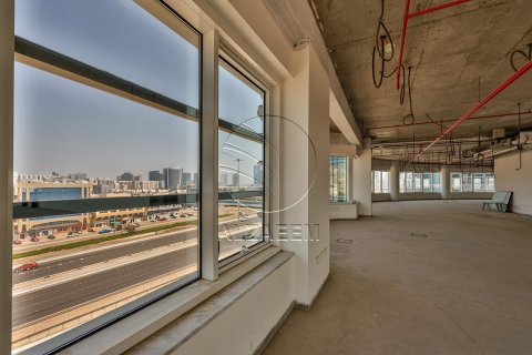 661مربع، عقار تجاري في Al Nahyan Camp, الإمارات العربية المتحدة رقم 90143 5