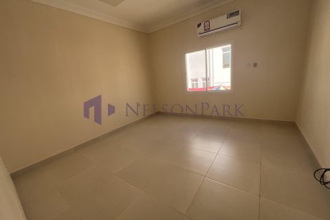 5 bedrooms Villa in Doha, Qatar No. 61006 19