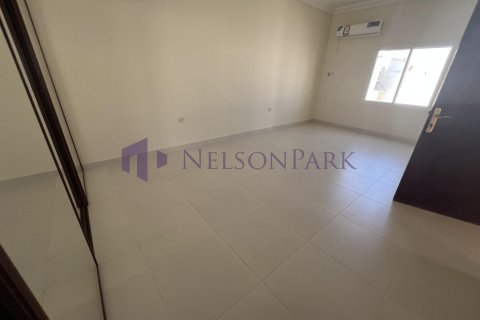 5 bedrooms Villa in Doha, Qatar No. 61006 20