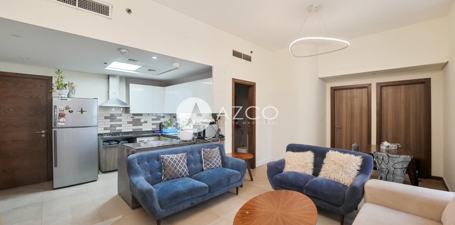 Apartment de 2 dormitorios en Azizi Star, UAE No. 92172