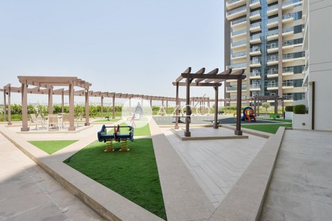 Apartment de 2 dormitorios en Azizi Star, UAE No. 92172 6