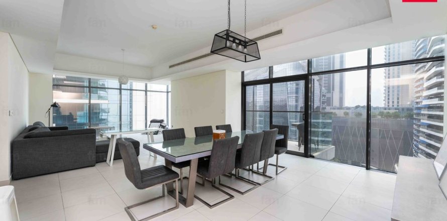 Apartment de 3 dormitorios en Downtown Dubai (Downtown Burj Dubai), UAE No. 104212