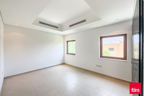 Villa de 3 dormitorios en Al Furjan, UAE No. 103862 10