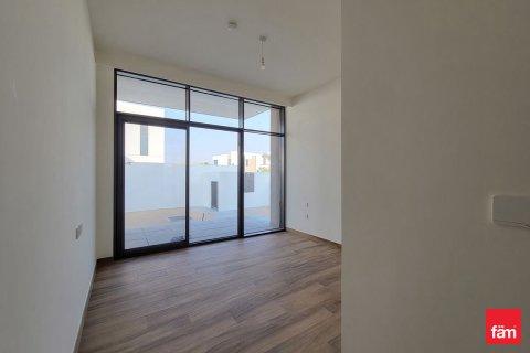 Вилла с 4 спальнями в Al Furjan, ОАЭ №103863 7
