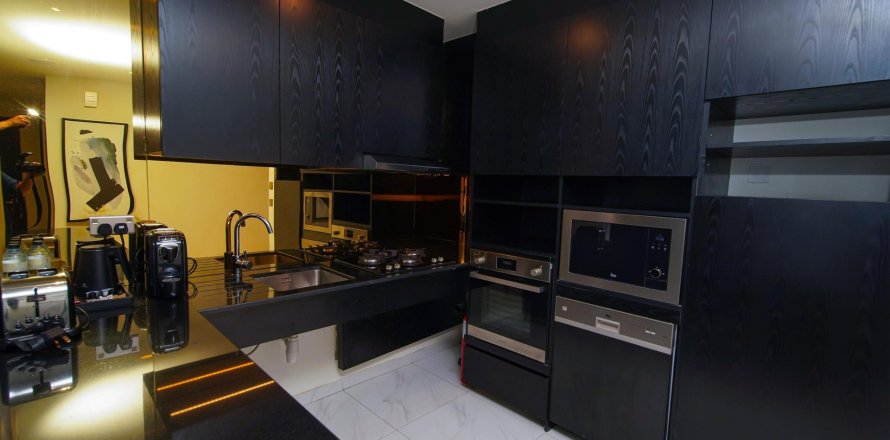 1 bedroom Apartment in The Atria Business Bay, UAE No. 97844