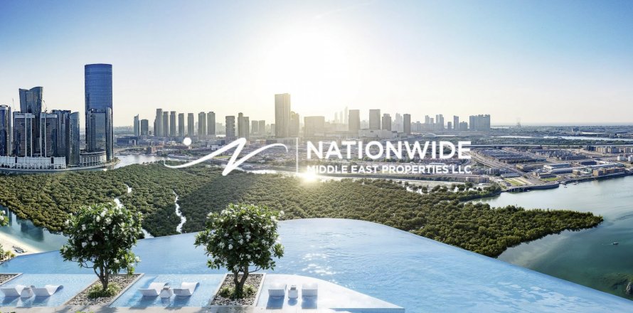 4 bedrooms Penthouse in Abu Dhabi, UAE No. 99111