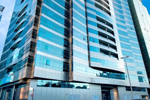 CRYSTAL TOWER No. 69799