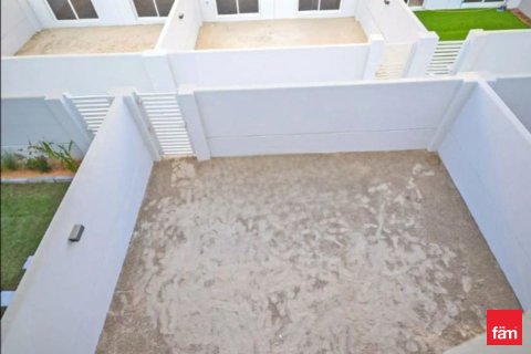 3 bedrooms Townhouse in Dubai, UAE No. 105598 10