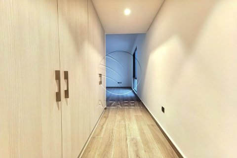Villa de 4 dormitorios en  Yas Island, UAE No. 90208 6