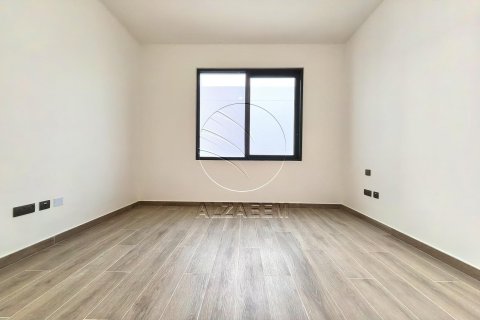Villa de 4 dormitorios en  Yas Island, UAE No. 90208 5