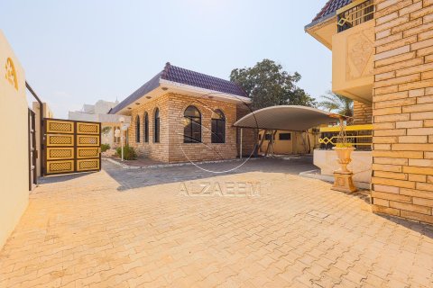 8 غرفة نوم  فيلا في البطين, الإمارات العربية المتحدة رقم 91561 26