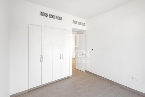 Вилла с 4 спальнями в EMAAR South, ОАЭ №85707 4