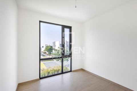Вилла с 4 спальнями в EMAAR South, ОАЭ №85707 9