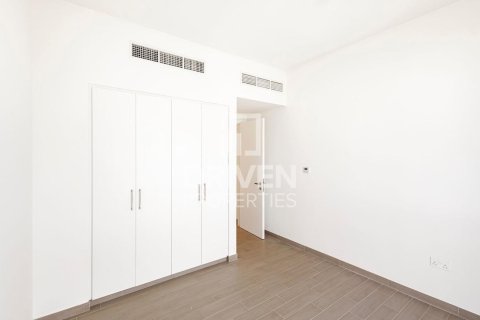 Вилла с 4 спальнями в EMAAR South, ОАЭ №85707 16