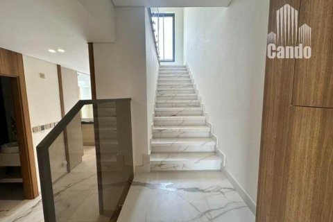 Villa de 3 dormitorios en Jumeirah Golf Estates, UAE No. 83216 9