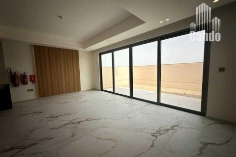 Villa de 3 dormitorios en Jumeirah Golf Estates, UAE No. 83216 6