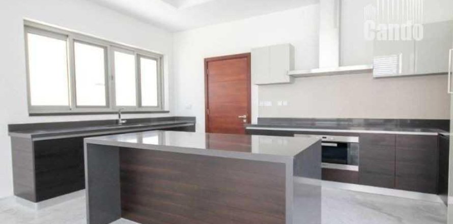 Villa de 4 chambres à District One, UAE No. 83217