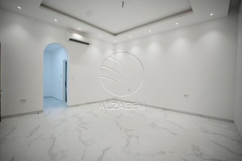 Villa de 5 dormitorios en Al Shamkha, UAE No. 90295 22