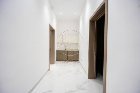 Villa de 5 dormitorios en Al Shamkha, UAE No. 90295 11