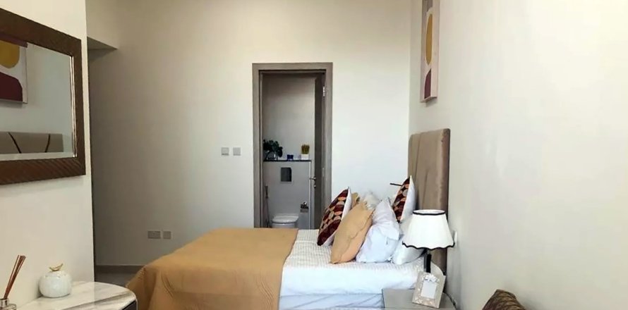 Appartement de 2 chambres à Mirdif, UAE No. 95917