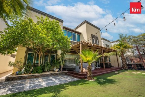Villa de 3 chambres  No. 106330 2