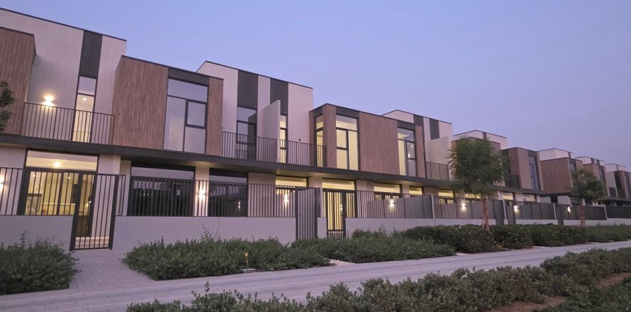 3 غرف نوم تاون هاوس  رقم 106315