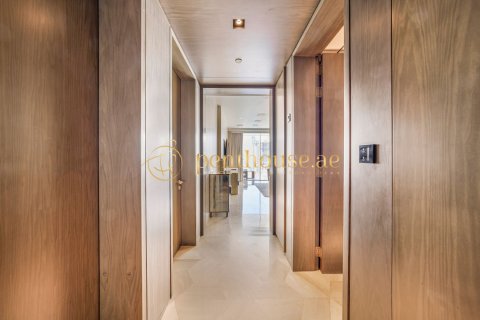 Apartment de 2 dormitorios en FIVE Palm Jumeirah, UAE No. 77738 23