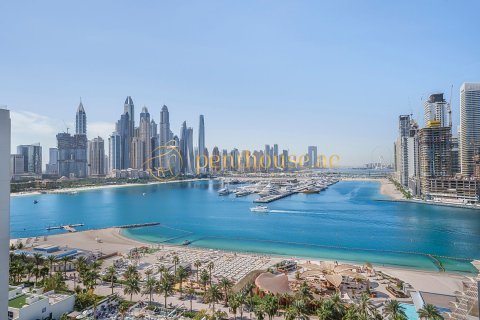 Apartment de 2 dormitorios en FIVE Palm Jumeirah, UAE No. 77738 2