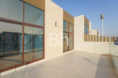 Townhouse de 4 dormitorios en Mohammed Bin Rashid City, UAE No. 87190 3