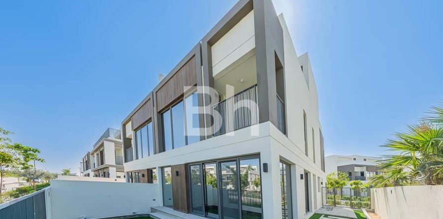 Villa de 4 dormitorios en Tilal Al Ghaf, UAE No. 87192