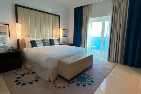 Apartment de 1 dormitorio en The Marina, UAE No. 79294 8
