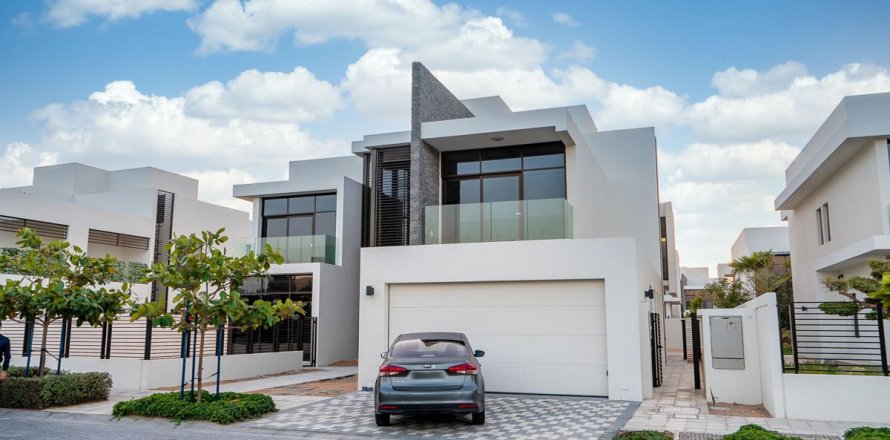 Commercial property de 4 dormitorios en  Saadiyat Island, UAE No. 79292
