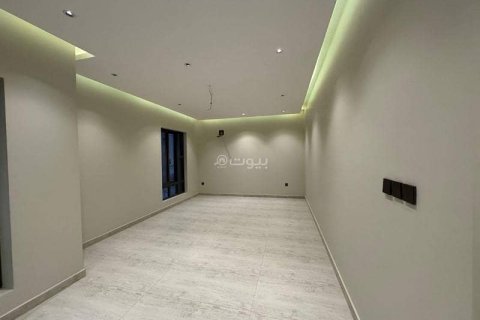 Villa de 6 dormitorios en Khobar, Saudi Arabia No. 60392 12