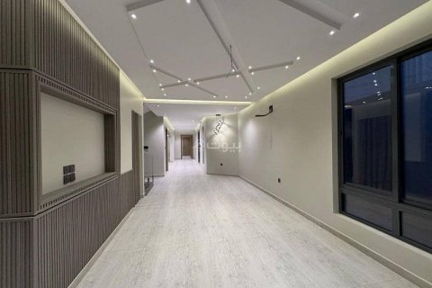Villa de 6 dormitorios en Khobar, Saudi Arabia No. 60392 7