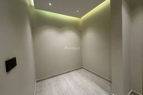 Villa de 6 dormitorios en Khobar, Saudi Arabia No. 60392 13