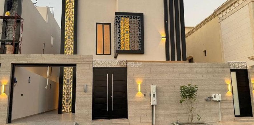Villa de 6 dormitorios en Khobar, Saudi Arabia No. 60393