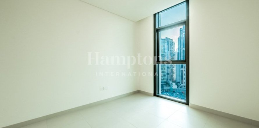 Apartment de 2 dormitorios en Burj Crown, UAE No. 72942