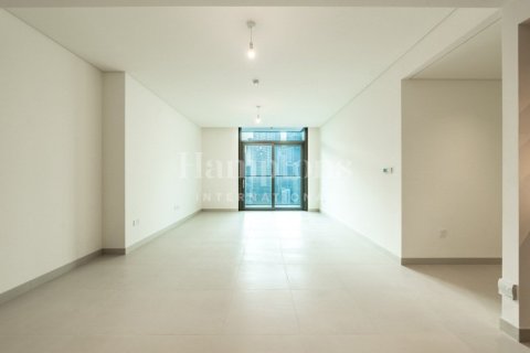 Apartment de 2 dormitorios en Burj Crown, UAE No. 72942 2