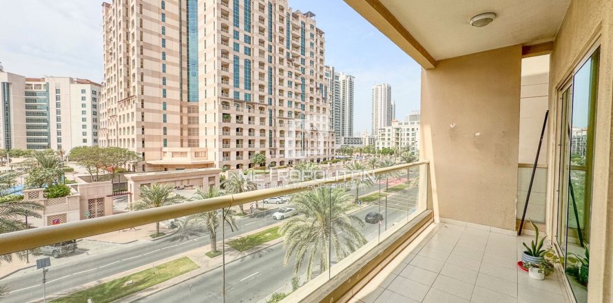 Apartment de 2 dormitorios en Greens, UAE No. 78259