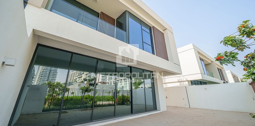 Villa de 4 chambres à District One, UAE No. 78266