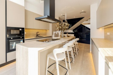 Townhouse de 4 dormitorios en Al Barari, UAE No. 78801 6