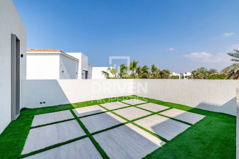 4 bedrooms Villa in Jumeirah Islands, UAE No. 84510 12