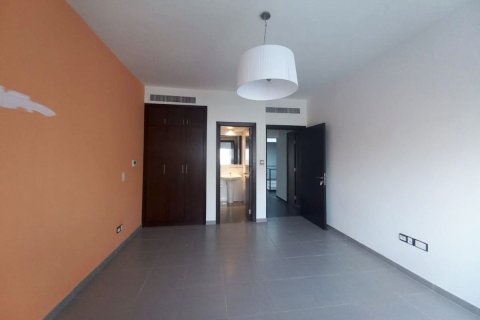 Коммерческая недвижимость с 4 спальнями в Халифа-Сити, ОАЭ №79420 15