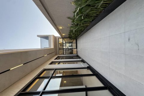 Villa de 5 dormitorios en Riyadh, Saudi Arabia No. 99456 4