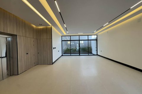 Villa de 5 dormitorios en Riyadh, Saudi Arabia No. 99456 17