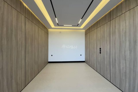 Villa de 5 dormitorios en Riyadh, Saudi Arabia No. 99456 16