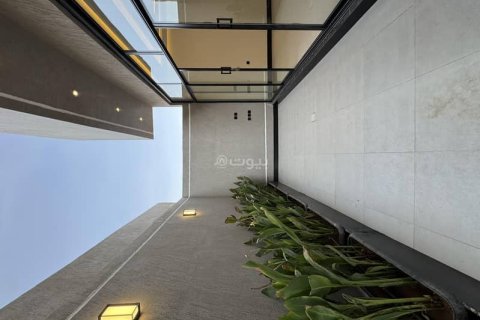 Villa de 5 dormitorios en Riyadh, Saudi Arabia No. 99456 20