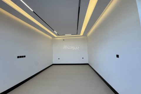 Villa de 5 dormitorios en Riyadh, Saudi Arabia No. 99456 2