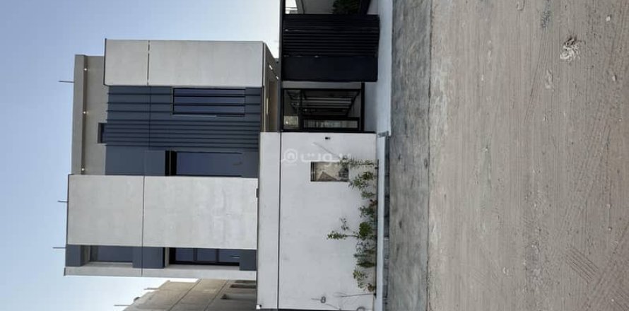 Villa de 4 chambres à Riyadh, Saudi Arabia No. 99457