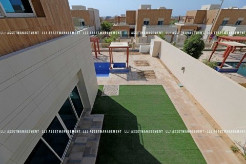 5 غرفة نوم  شقة في أبو ظبي, الإمارات العربية المتحدة رقم 48780 23